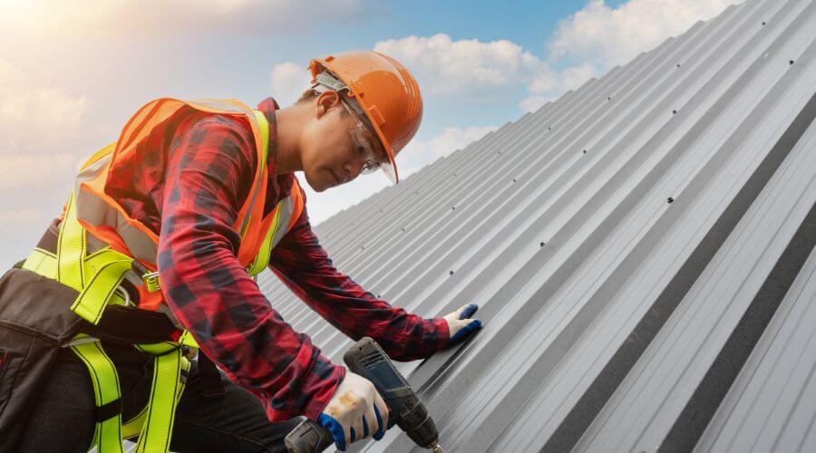 Professional Flat Roofing Installation in Tie Siding, WY